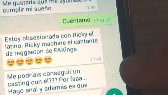 Fakings: Chica desesperada: FAKings, hace mucho que no follo, ¿me podéis ayudar?. REVIÉNTAME EL CULO RICKY